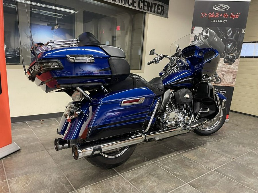 2015 Harley-Davidson® FLTRUSE - CVO™ Road Glide® Ultra