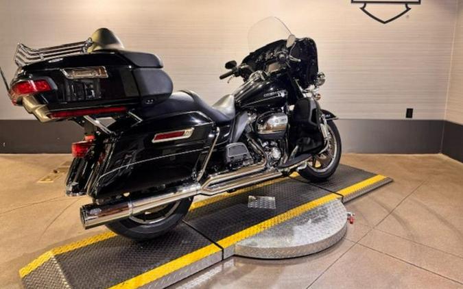 2017 Harley-Davidson® FLHTK - Ultra Limited