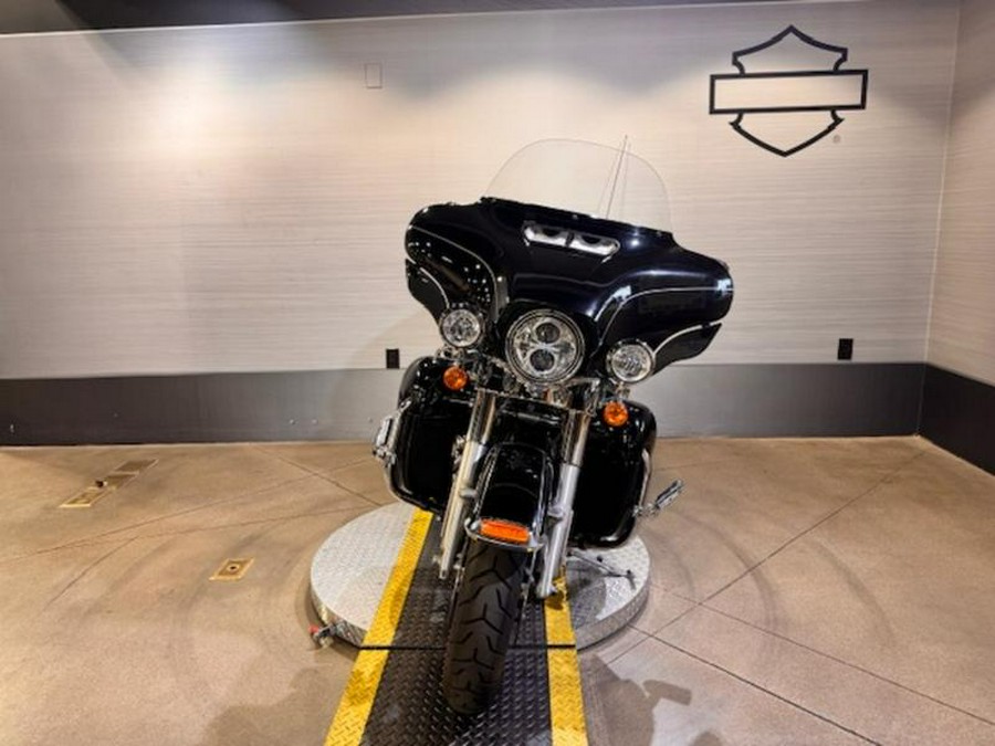 2017 Harley-Davidson® FLHTK - Ultra Limited