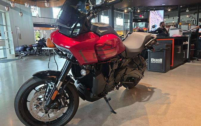 RA1250ST 2025 Pan America® 1250 ST