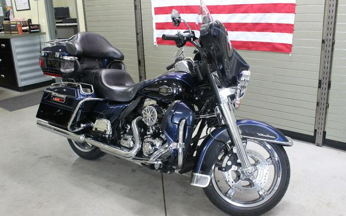 2013 Harley-Davidson® FLHTCU - Electra Glide® Ultra Classic®