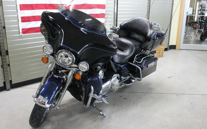 2013 Harley-Davidson® FLHTCU - Electra Glide® Ultra Classic®