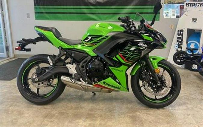 2023 Kawasaki Ninja 650 Review [14 Fast Facts]