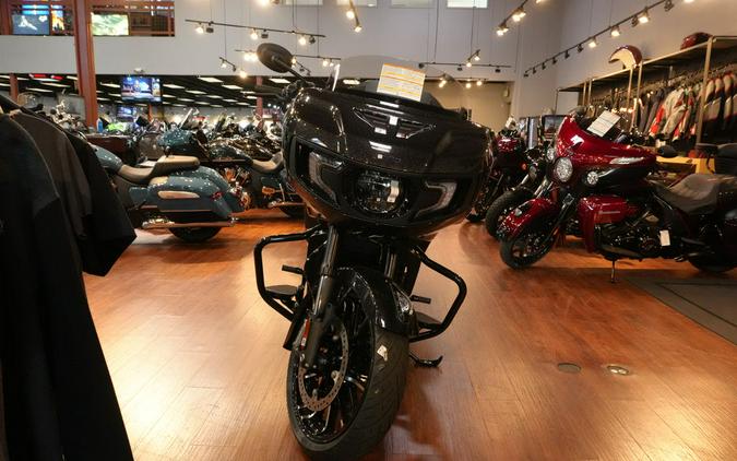2026 Indian Motorcycle® Challenger® Dark Horse® 112 Black Crystal w/Black Metallic & Championship G
