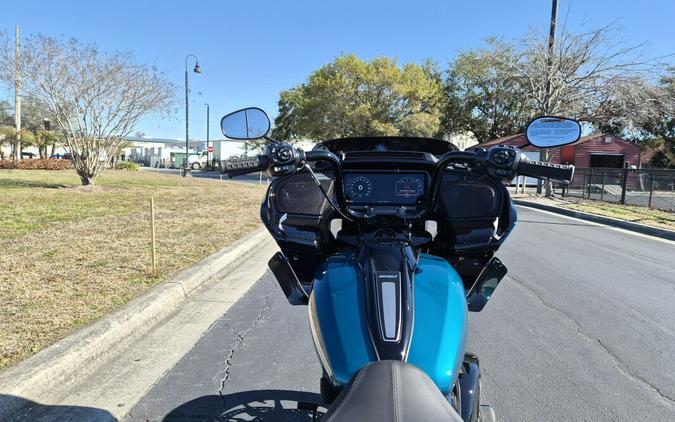 FLTRT 2026 Road Glide 3