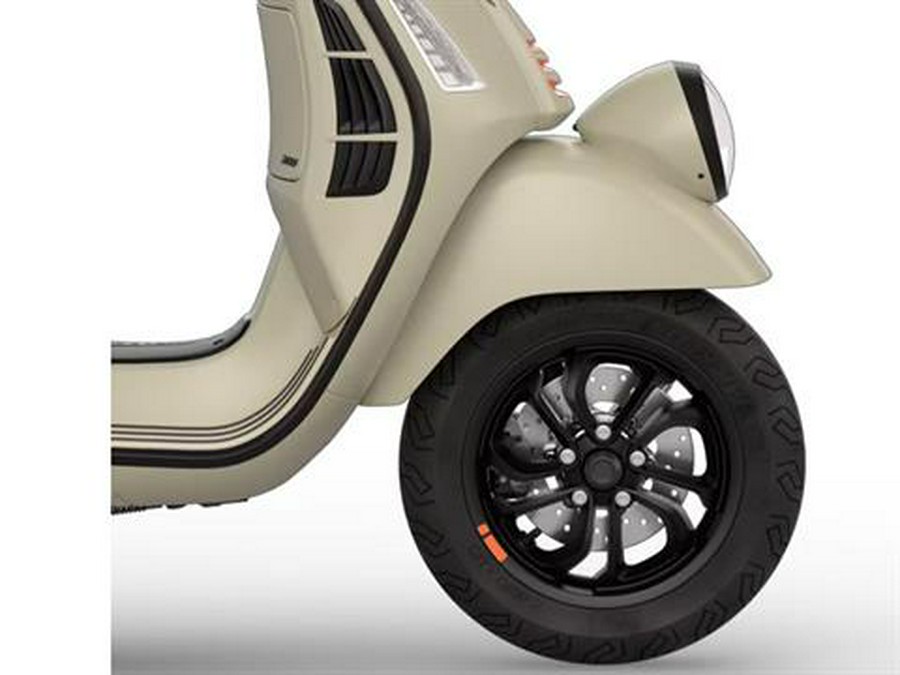 2024 Vespa GTV 300