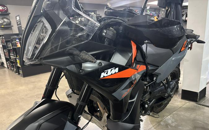 2023 KTM 890 Adventure