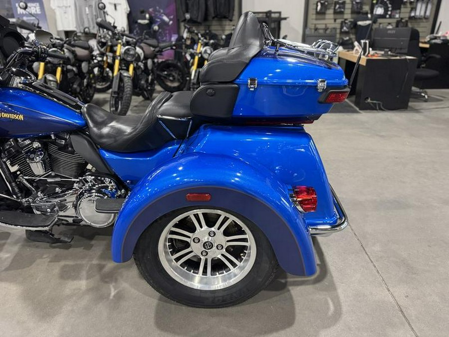 2017 Harley-Davidson® FLHTCUTG - Tri Glide® Ultra