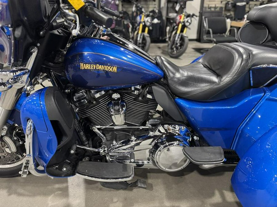 2017 Harley-Davidson® FLHTCUTG - Tri Glide® Ultra