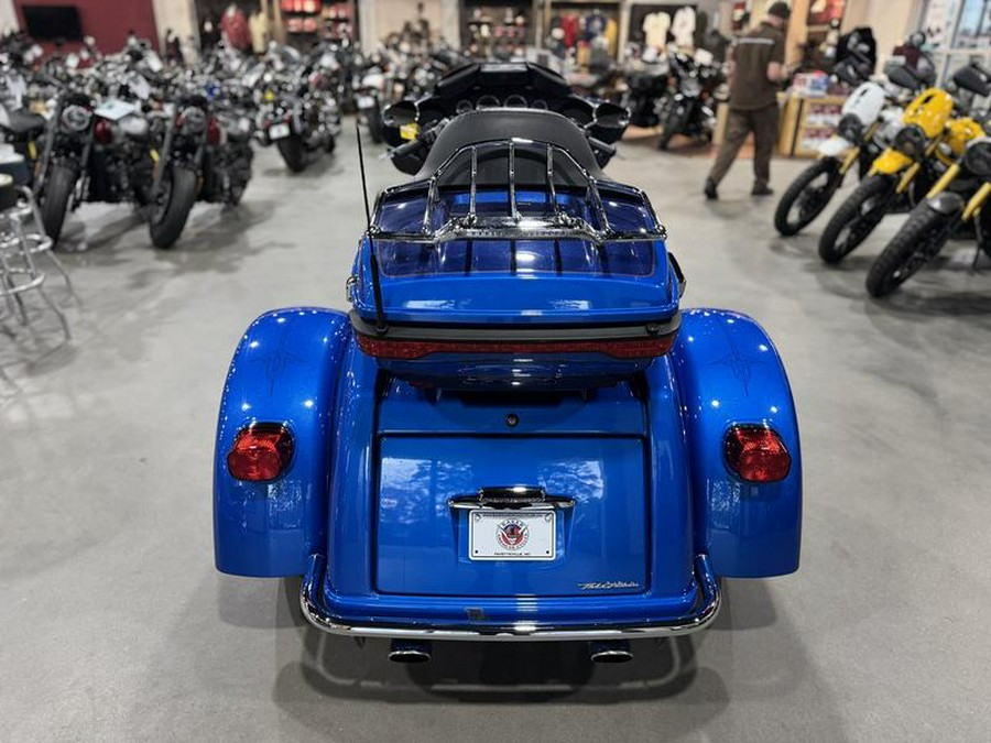 2017 Harley-Davidson® FLHTCUTG - Tri Glide® Ultra