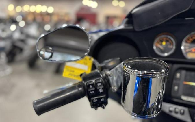 2017 Harley-Davidson® FLHTCUTG - Tri Glide® Ultra