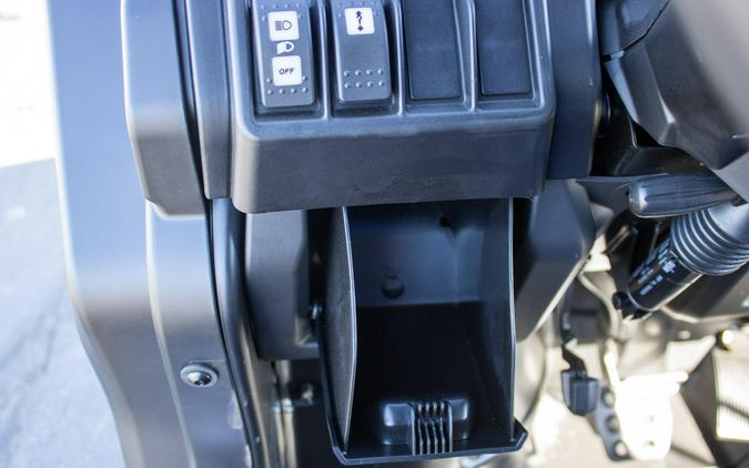 2026 CAN-AM DEFENDER MAX XT HD9