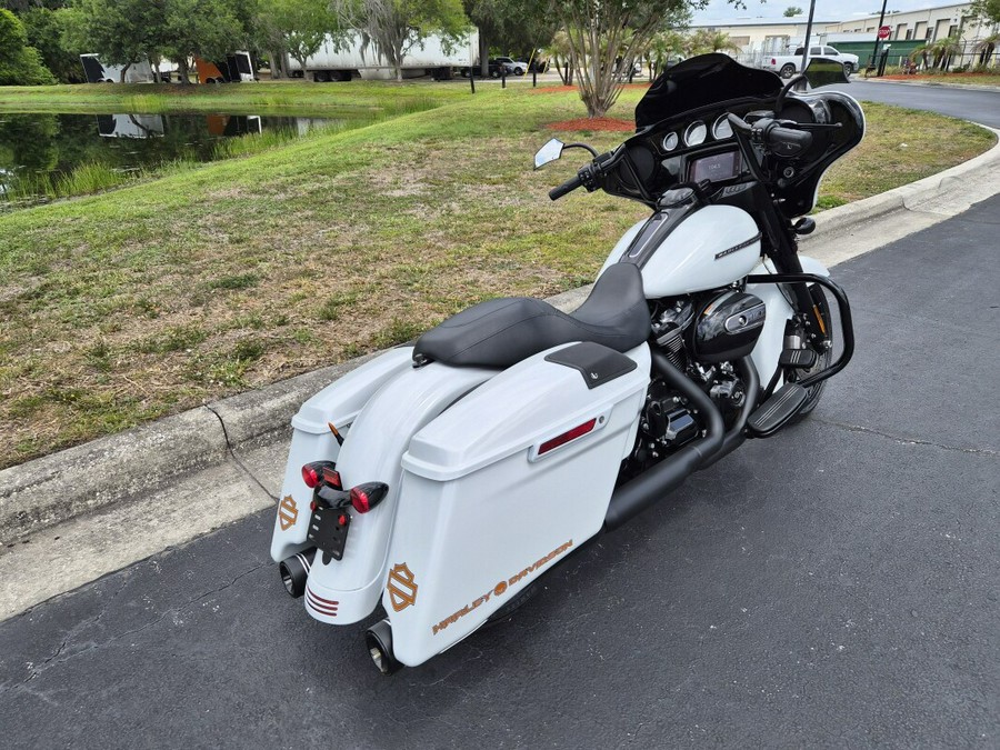 FLHXS 2020 Street Glide Special
