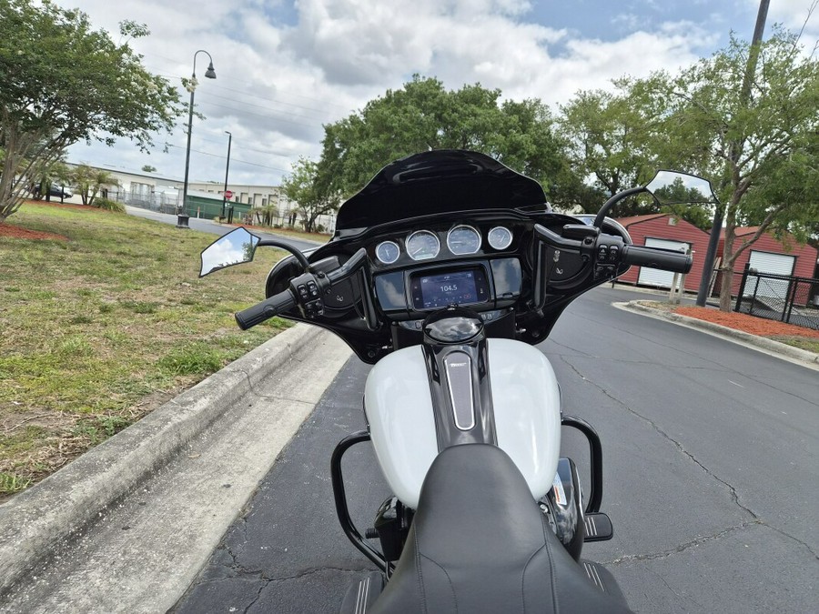 FLHXS 2020 Street Glide Special