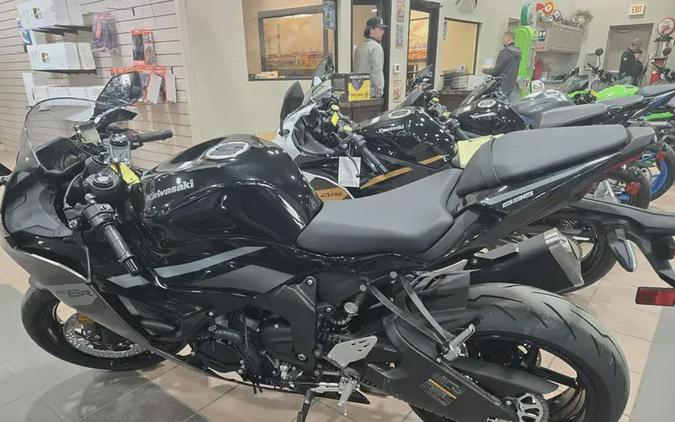 2026 KAWASAKI NINJA ZX6R