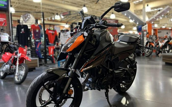 2026 KTM Duke 250
