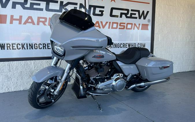 FLHX 2024 Street Glide®