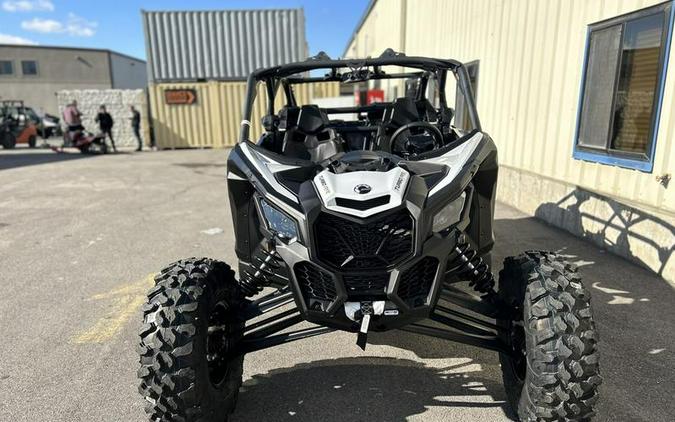 2024 Can-Am® Maverick X3 MAX RS Turbo RR Catalyst Gray