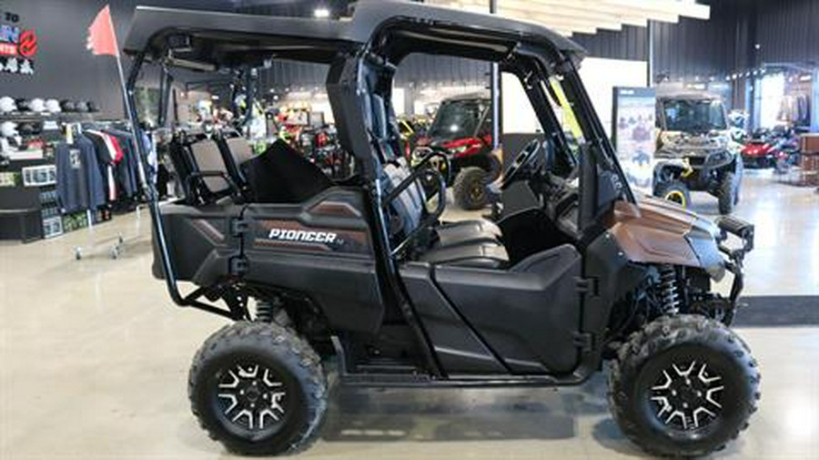 2022 Honda Pioneer 700-4 Deluxe