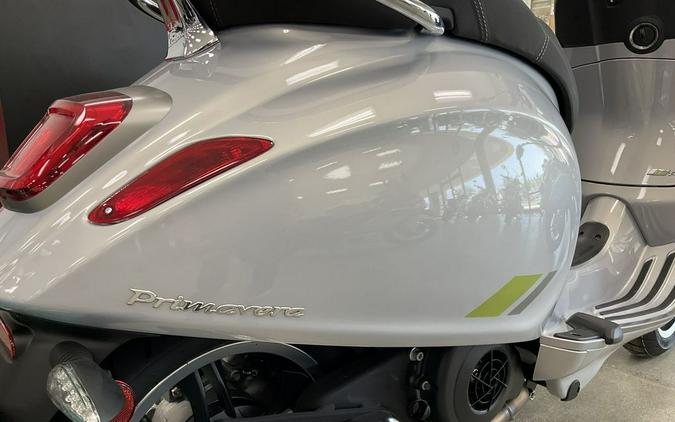 2025 Vespa Primavera 150 Tech