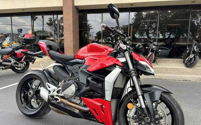 2024 Ducati Streetfighter V2 Red