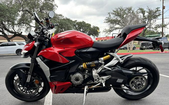 2024 Ducati Streetfighter V2 Red