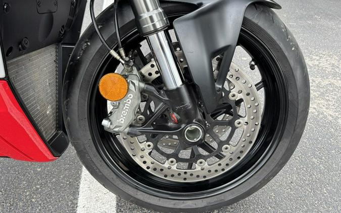 2024 Ducati Streetfighter V2 Red