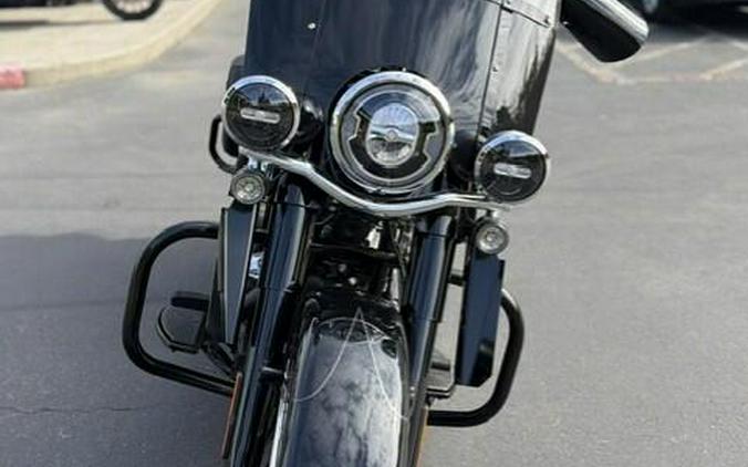 2025 Harley-Davidson Heritage Classic FLHC