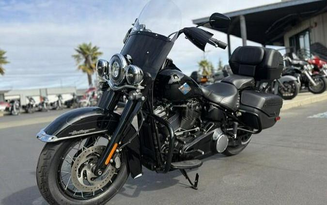 2025 Harley-Davidson Heritage Classic FLHC