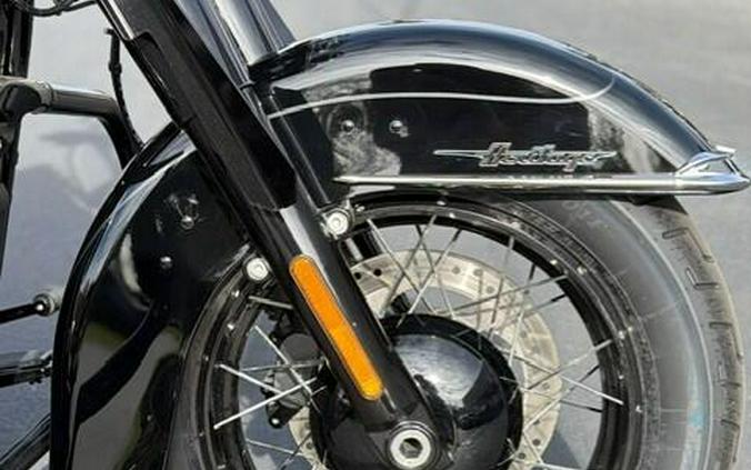2025 Harley-Davidson Heritage Classic Vivid Black w/Laced Wheels