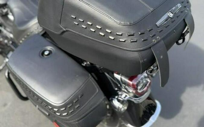 2025 Harley-Davidson Heritage Classic FLHC