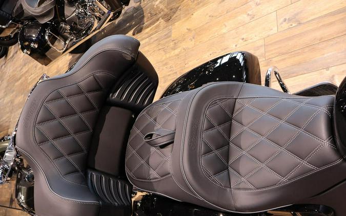 2025 Indian Motorcycle® Roadmaster® PowerPlus Limited Black Metallic