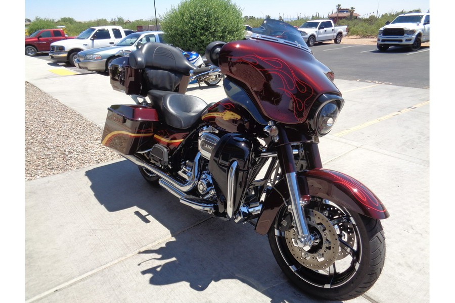 2010 Harley-Davidson® CVO™ Street Glide®