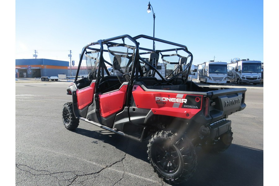 2025 Honda Pioneer 1000-6 Crew Deluxe