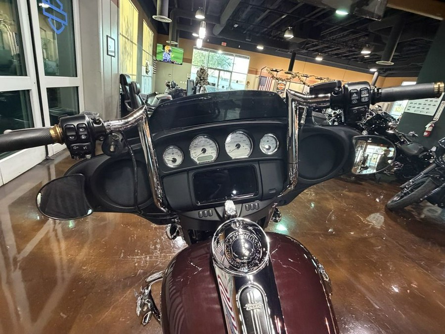 2022 Harley-Davidson Street Glide® Base