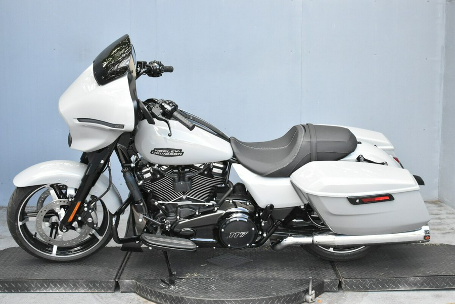 2024 Harley-Davidson Street Glide FLHX