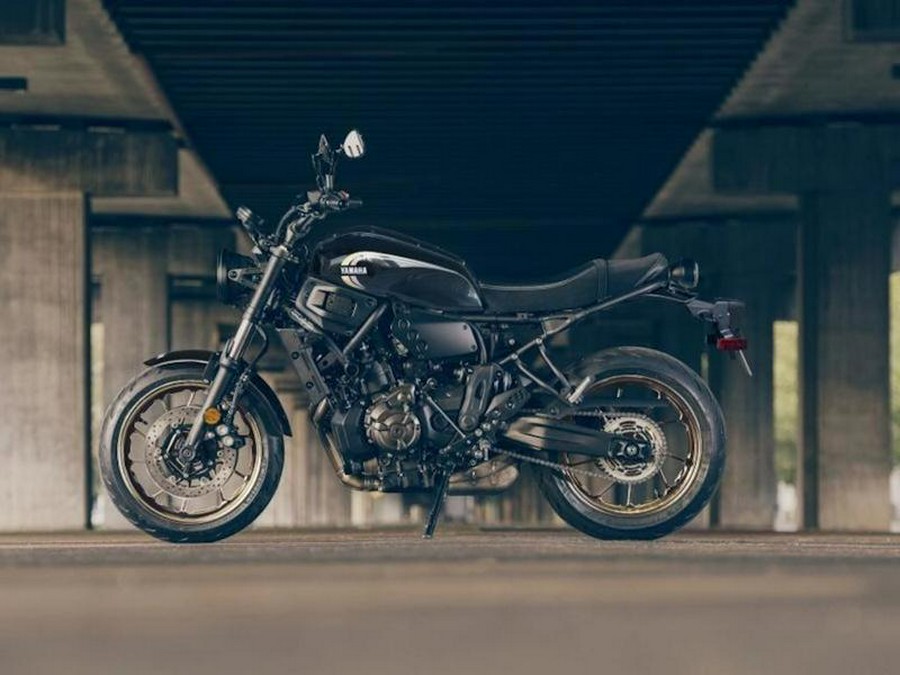 2024 Yamaha XSR700