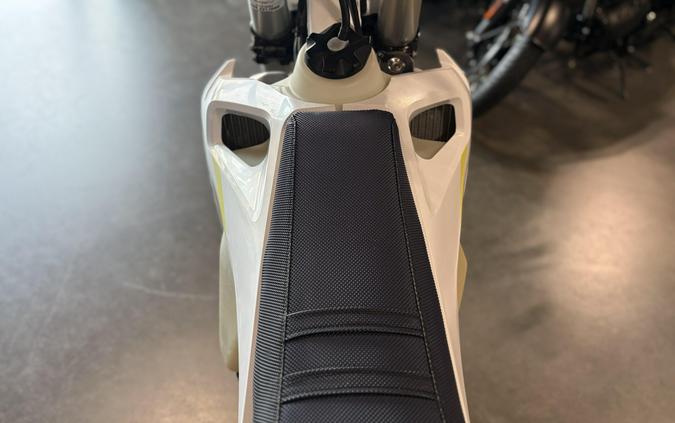 2022 HUSQVARNA FX350