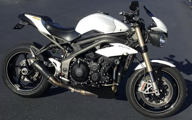 2019 Triumph Speed Triple S Crystal White