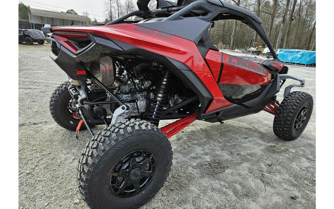 2024 Can-Am Maverick R X