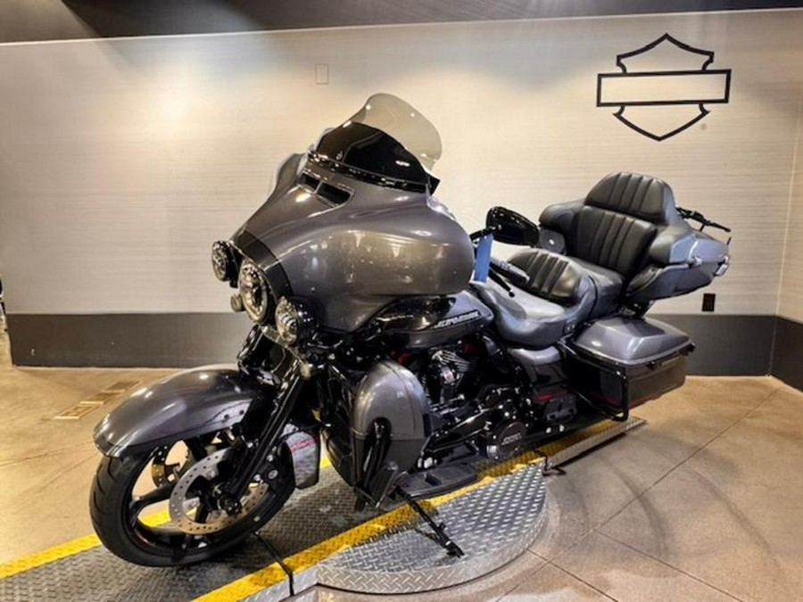 2020 Harley-Davidson® FLHTKSE - CVO™ Limited