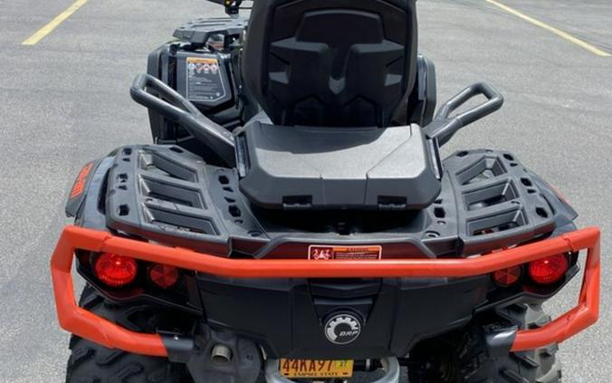 2019 Can-Am® Outlander™ MAX XT™ 650 Black & Can-Am Red