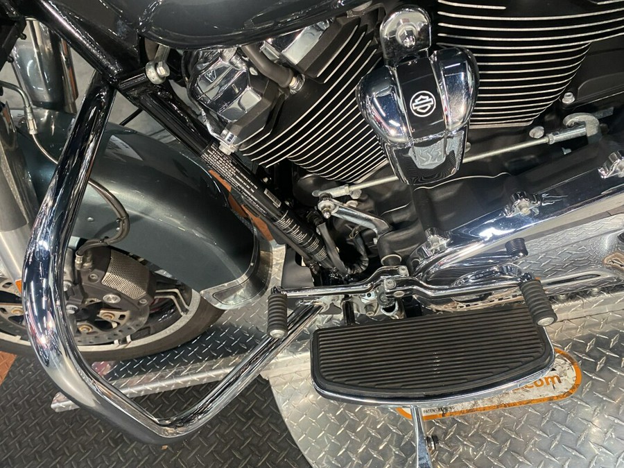 FLHR 2020 Road King