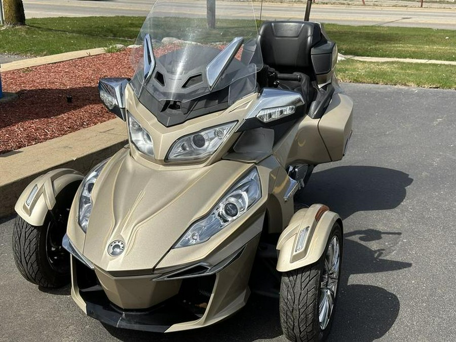 2017 Can-Am® Spyder® RT Limited 6-Speed Semi-Automatic (SE6)