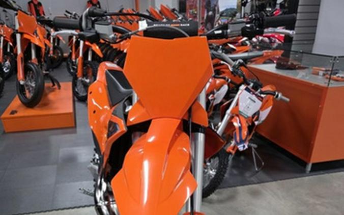 2026 KTM SX 300