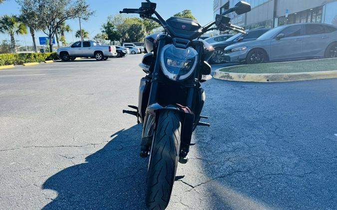 2026 Ducati XDiavel V4 Black Lava