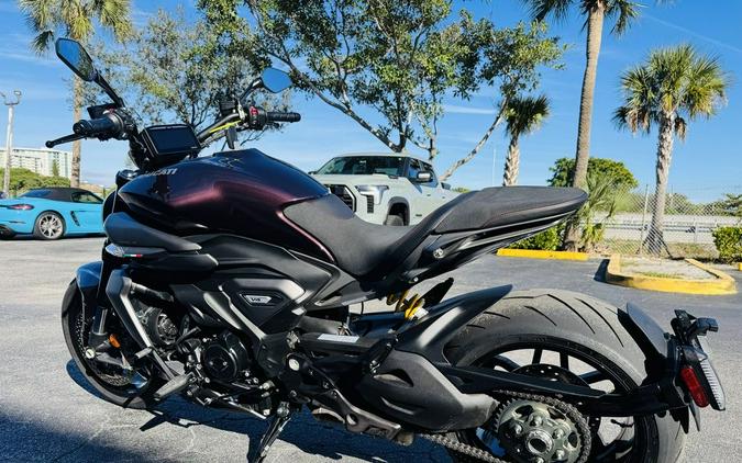 2026 Ducati XDiavel V4 Black Lava