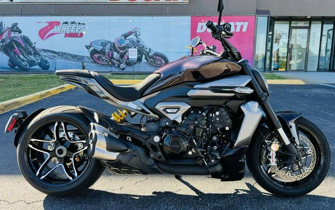 2026 Ducati XDiavel V4 Black Lava