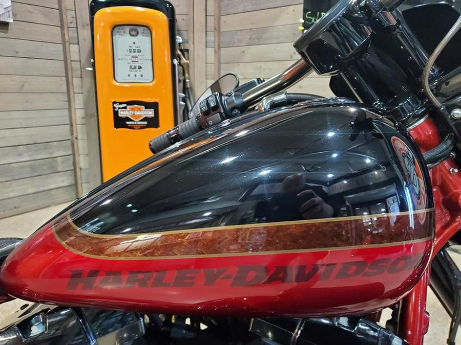 2017 Harley-Davidson® FXSE - CVO™ Pro Street Breakout®