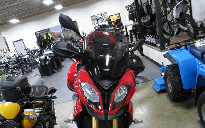 2016 BMW S 1000 XR Racing Red